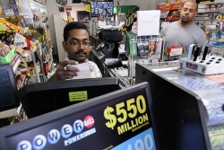 Powerball jackpot quickly jumps to $550 million